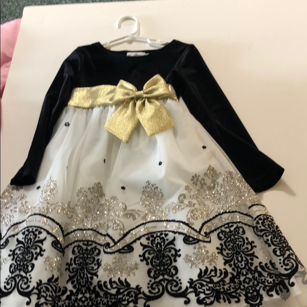 Girls festive dress